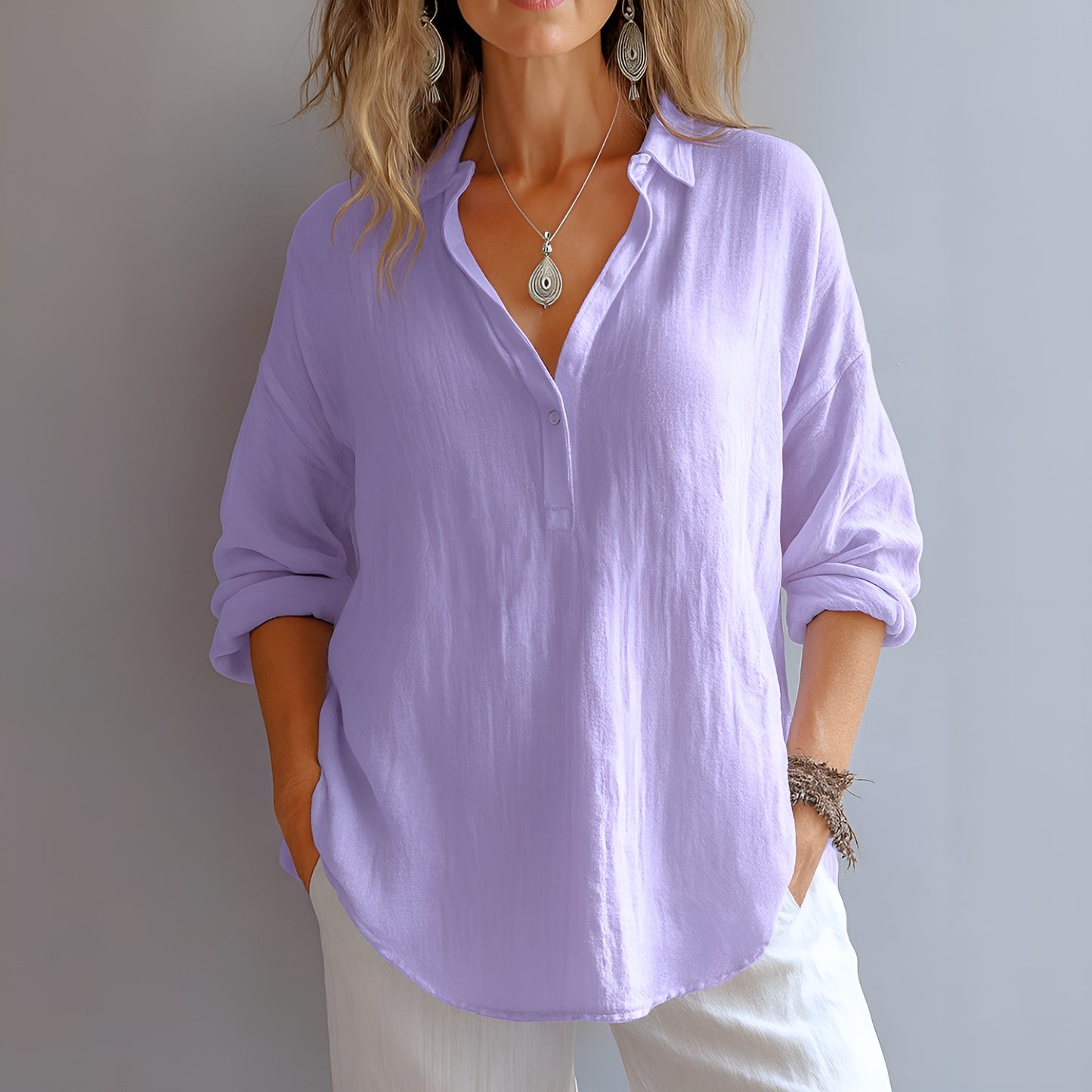 Tyra™ | Elegant linneskjorta med V-ringning