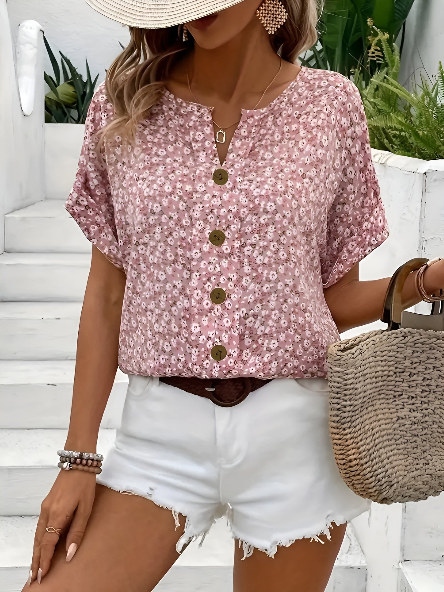 Tilde™ | Elegant blommig blus i somrig stil
