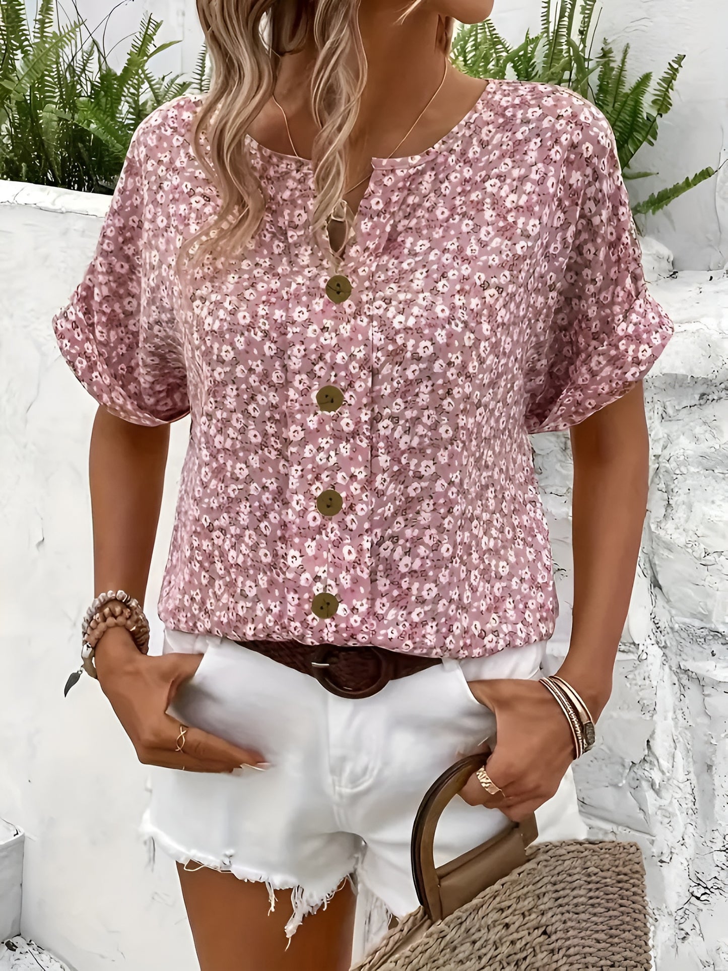 Tilde™ | Elegant blommig blus i somrig stil