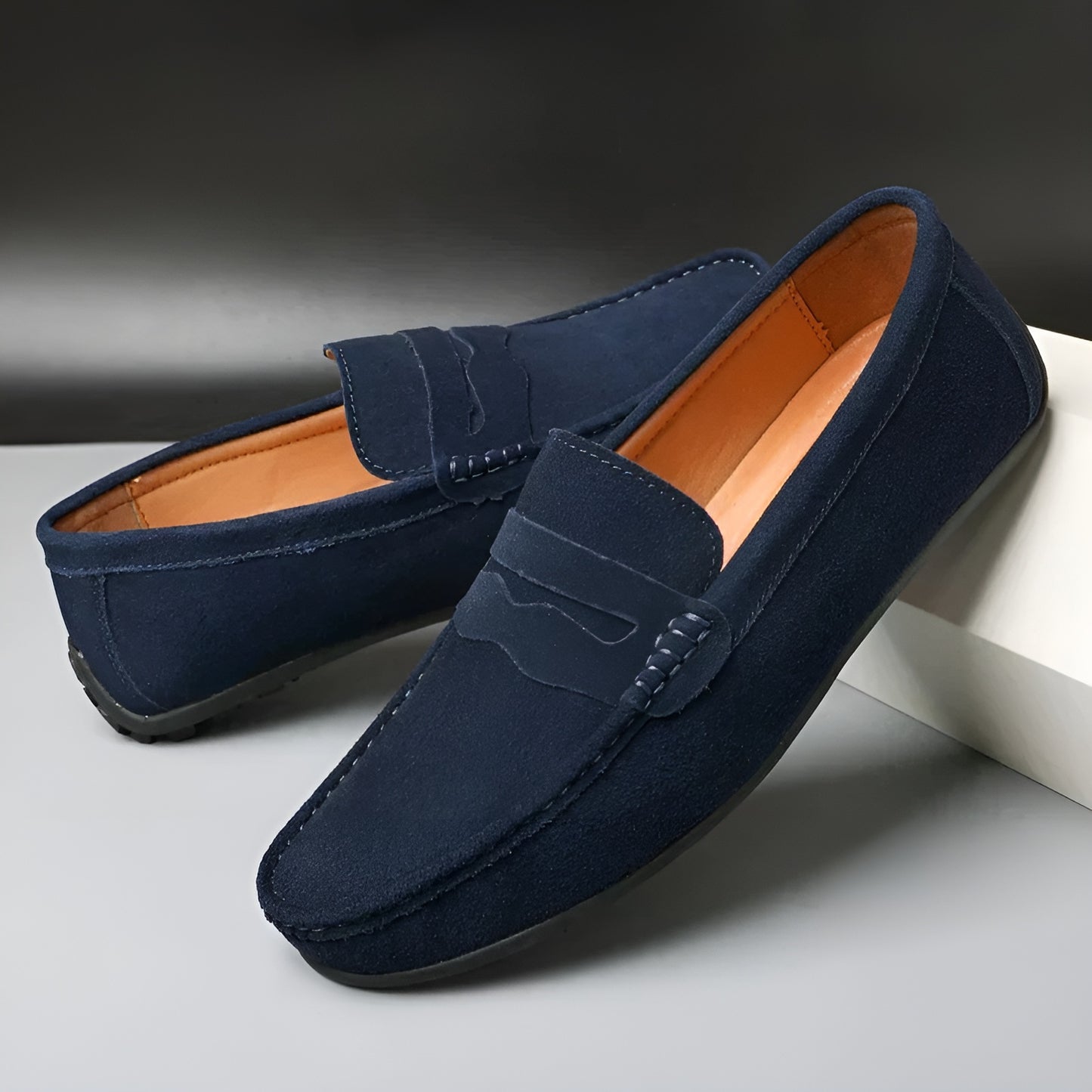 Gustav™ | Klassiska loafers i retro mocka